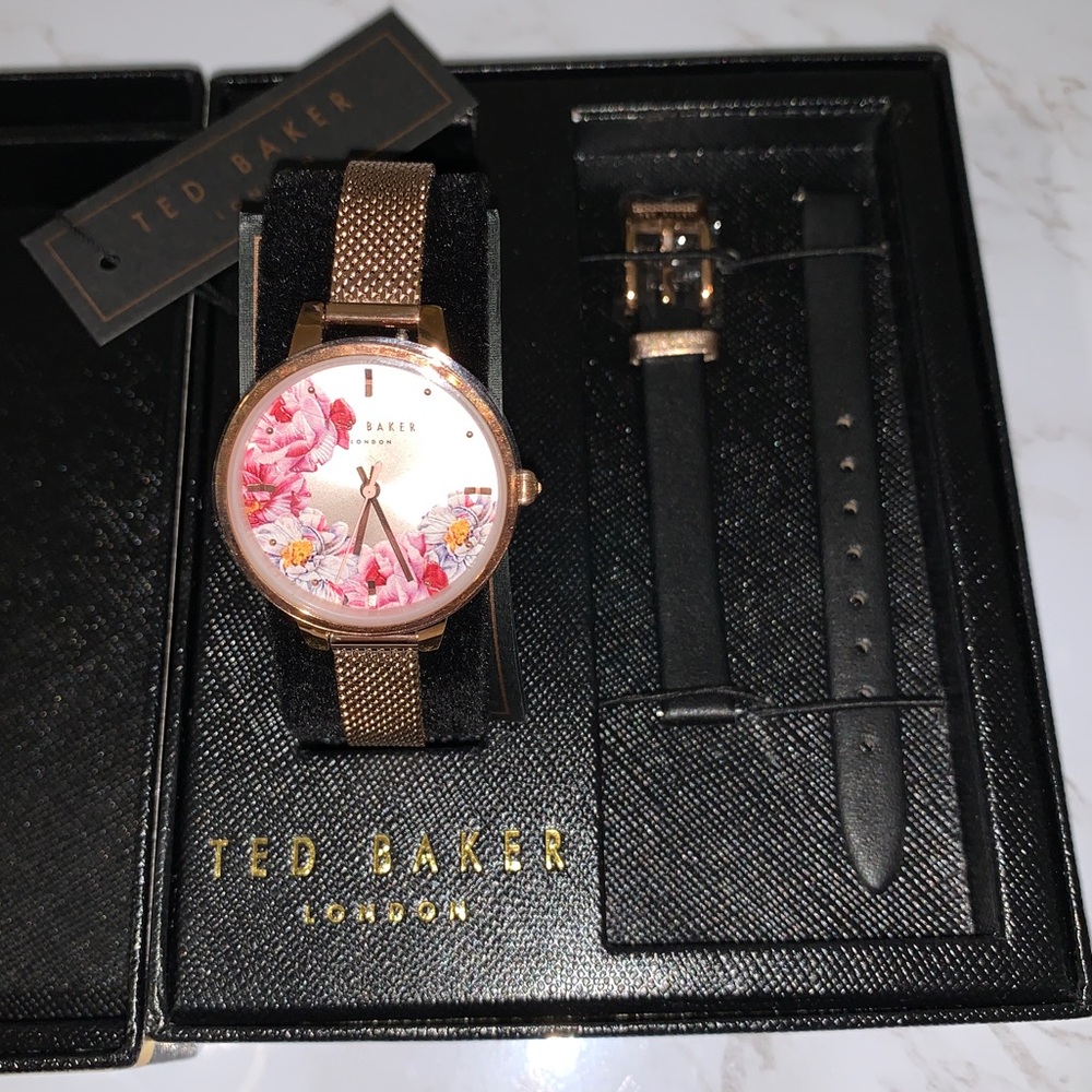 TED BAKER Women’s Watch- Rose Gold & Leather Strap